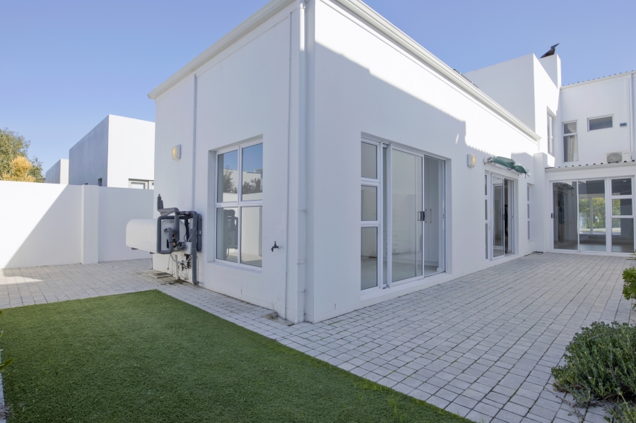 4 Bedroom Property for Sale in Sagewood Western Cape